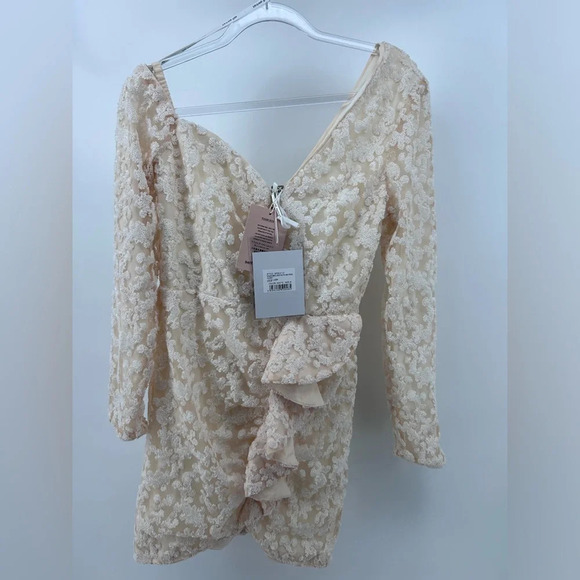 NWT Self-Portrait Sequin Ruffle Mini Dress Ivory White Size 6 - Picture 2 of 16